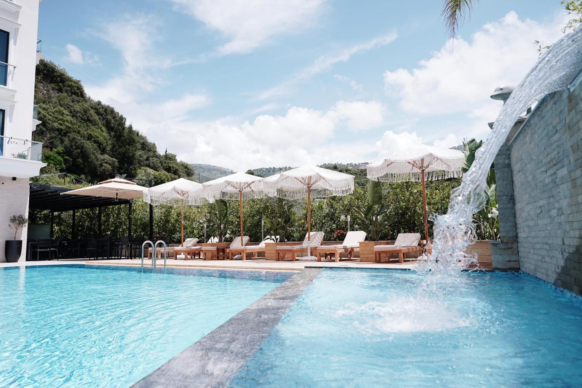 Sea View Hotel Himare Exterior foto